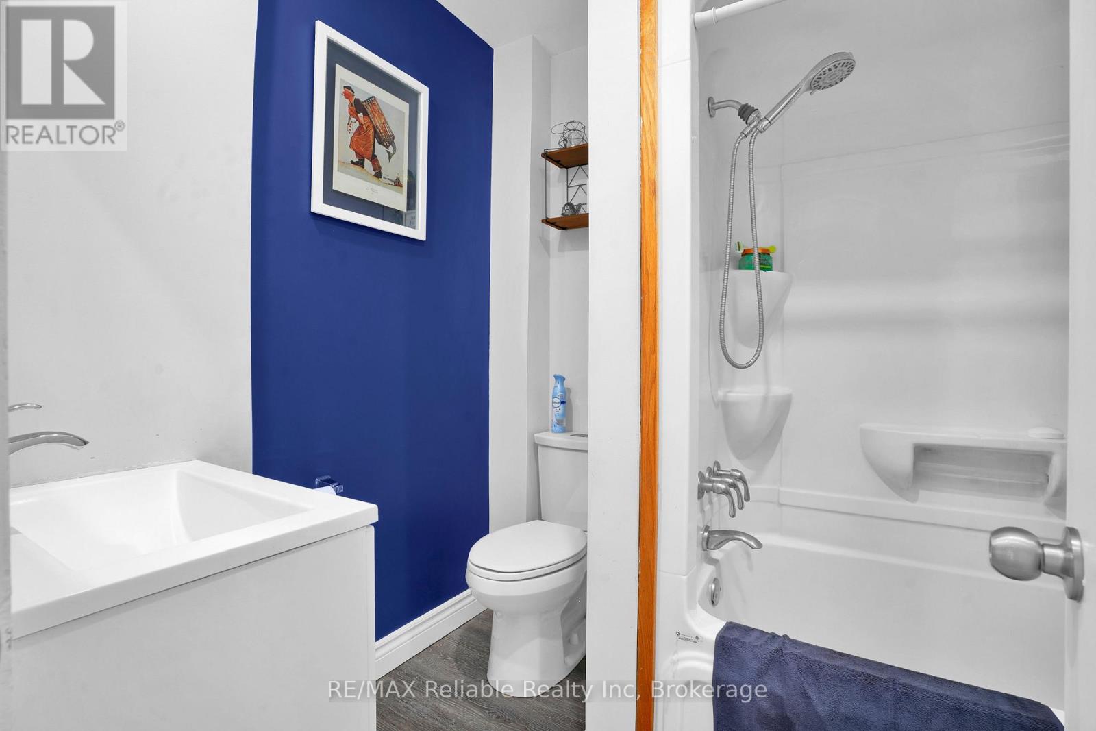 252 Kings Road, Central Huron, Ontario  N0M 2H0 - Photo 25 - X12324747