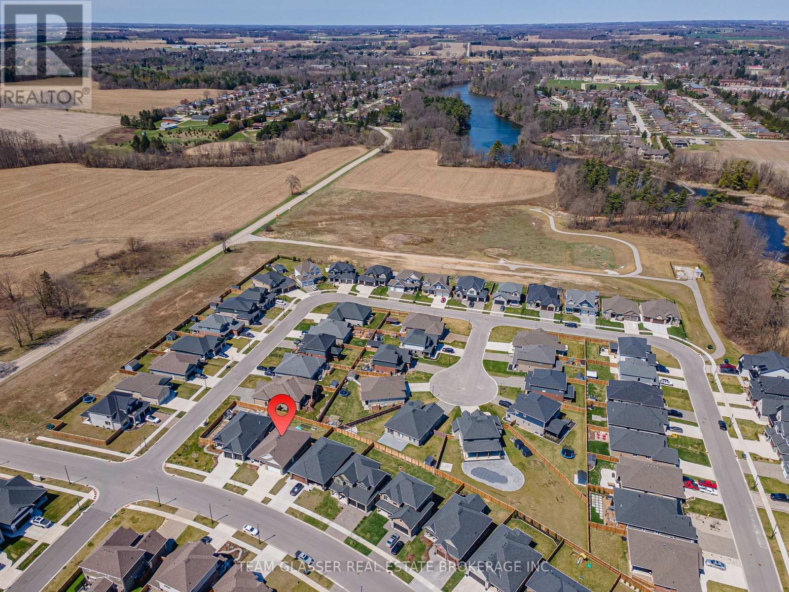 176 Boardwalk Way, Thames Centre, Ontario  N0L 1G2 - Photo 41 - X12324856