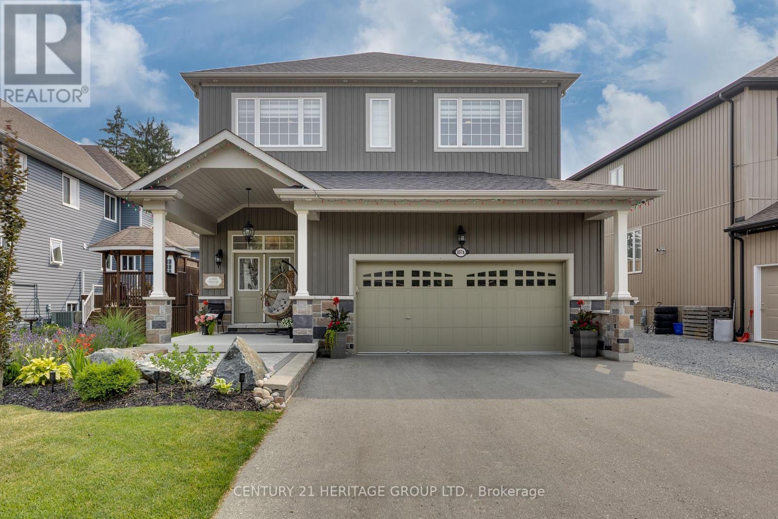 807a Montsell Avenue, Georgina (Historic Lakeshore Communities), Ontario  L0E 1S0 - Photo 2 - N12127308