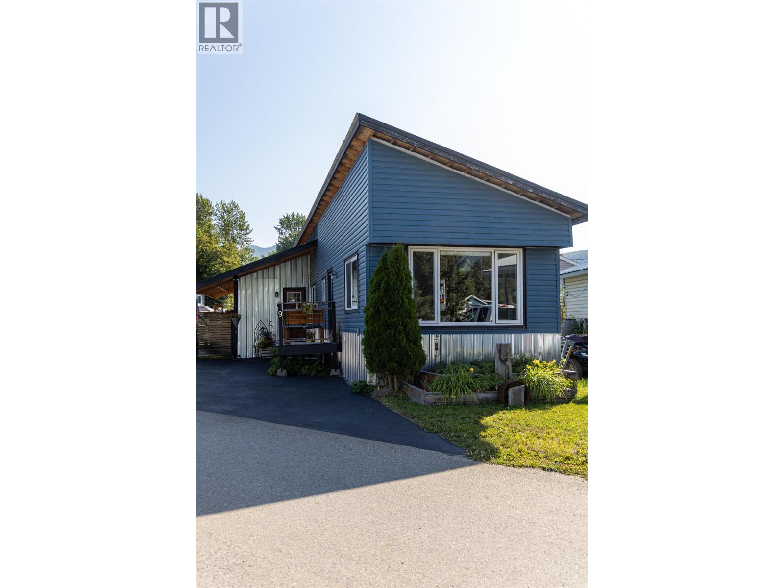 60 Cokato Road Unit# D9, Fernie, British Columbia  V0B 1M4 - Photo 3 - 10358242