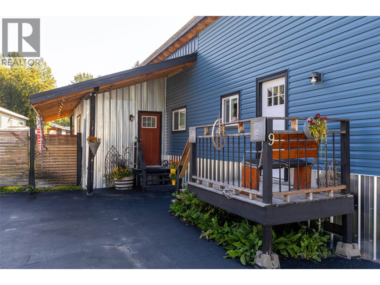 60 Cokato Road Unit# D9, Fernie, British Columbia  V0B 1M4 - Photo 4 - 10358242