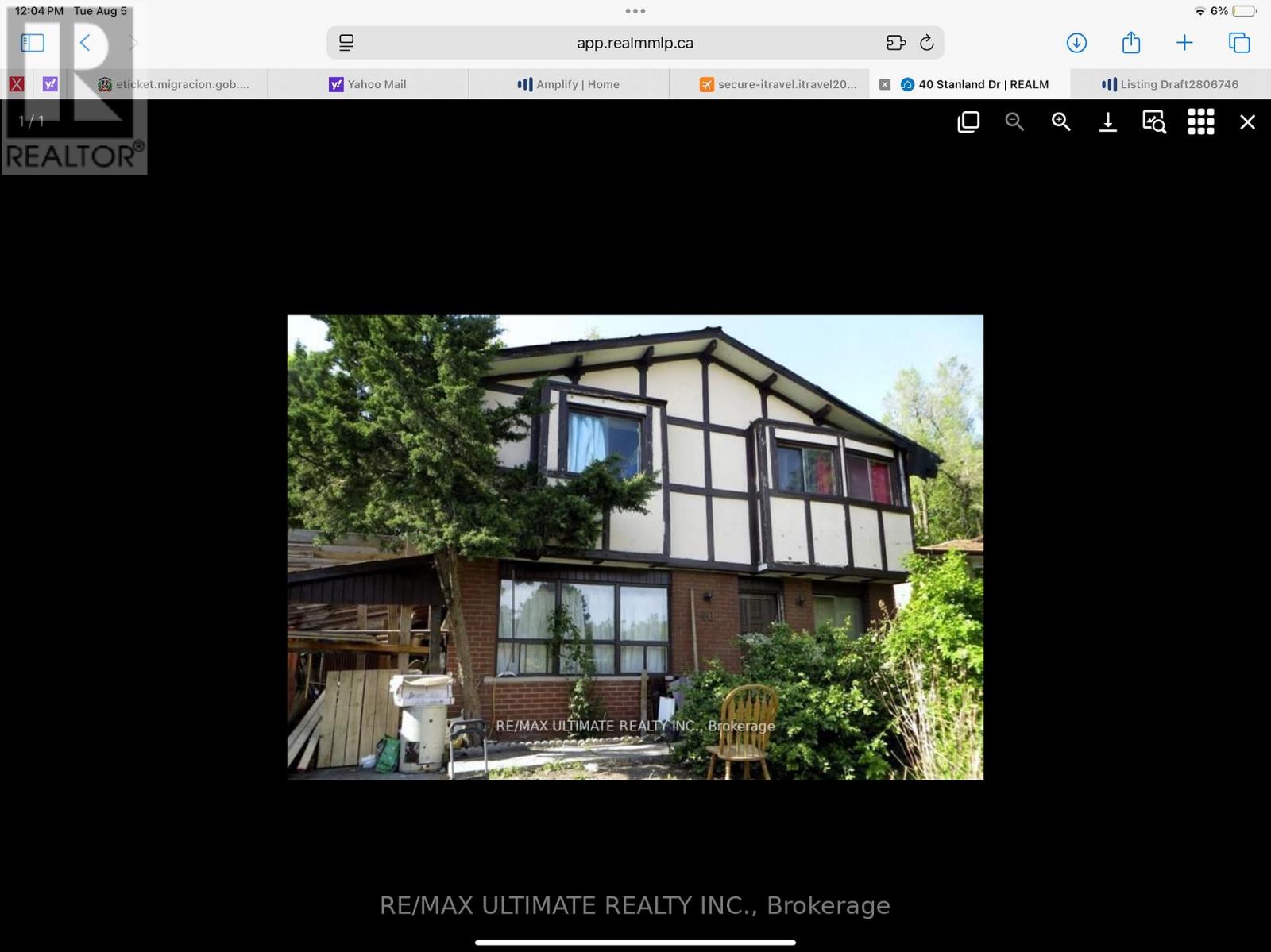 40 STANLAND DRIVE, Toronto, Ontario