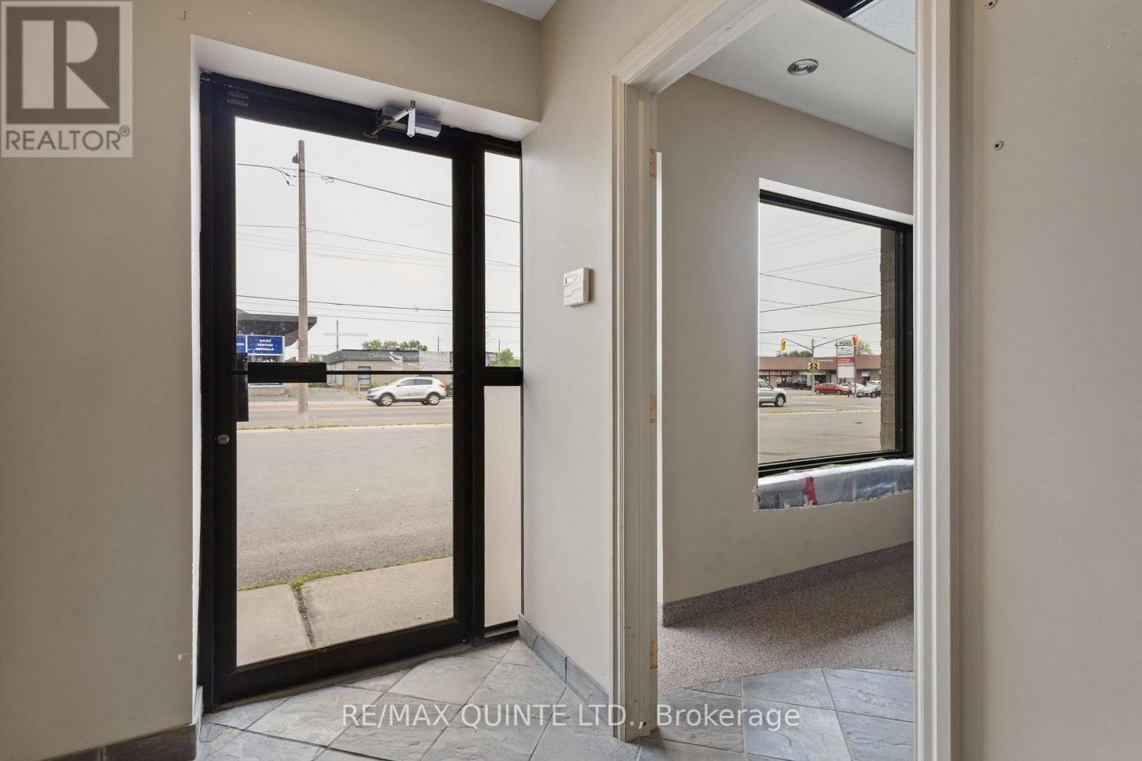 B - 66 Dundas Street E, Belleville, Ontario  K8N 1C1 - Photo 13 - X12324772