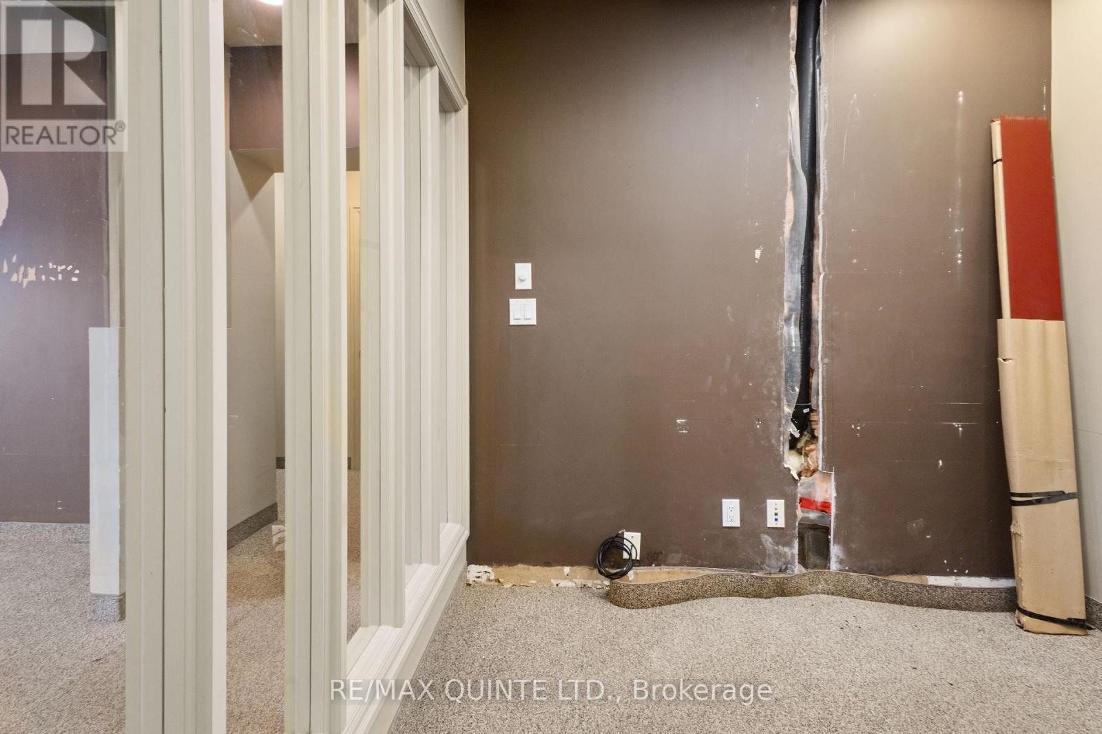 B - 66 Dundas Street E, Belleville, Ontario  K8N 1C1 - Photo 19 - X12324772