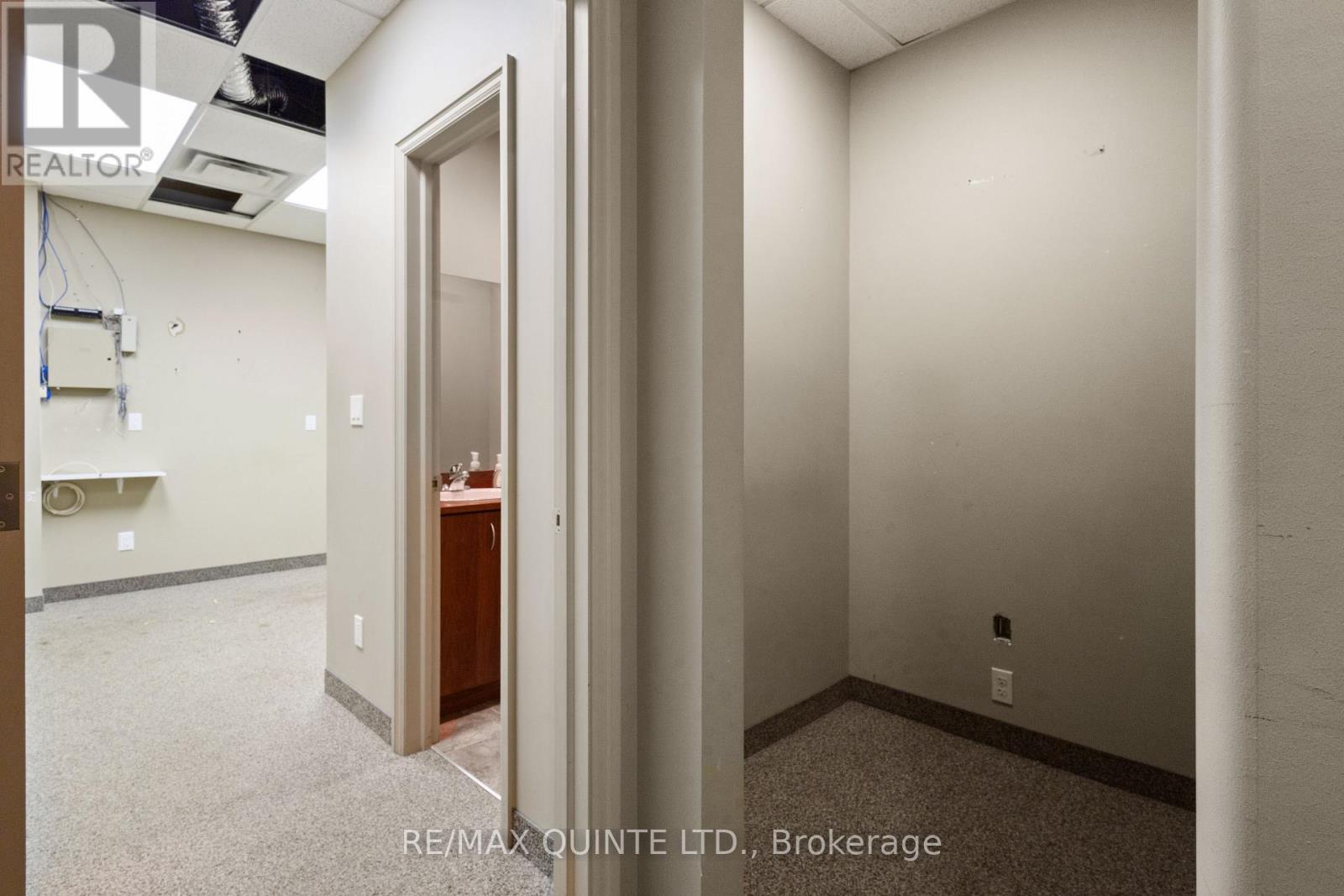 B - 66 Dundas Street E, Belleville, Ontario  K8N 1C1 - Photo 26 - X12324772