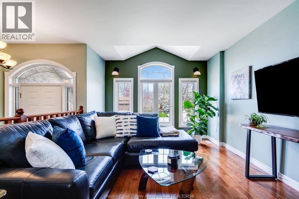 95 Millbrook Drive, Kingsville, Ontario N9Y 4A4 - Photo 7 - 25019708