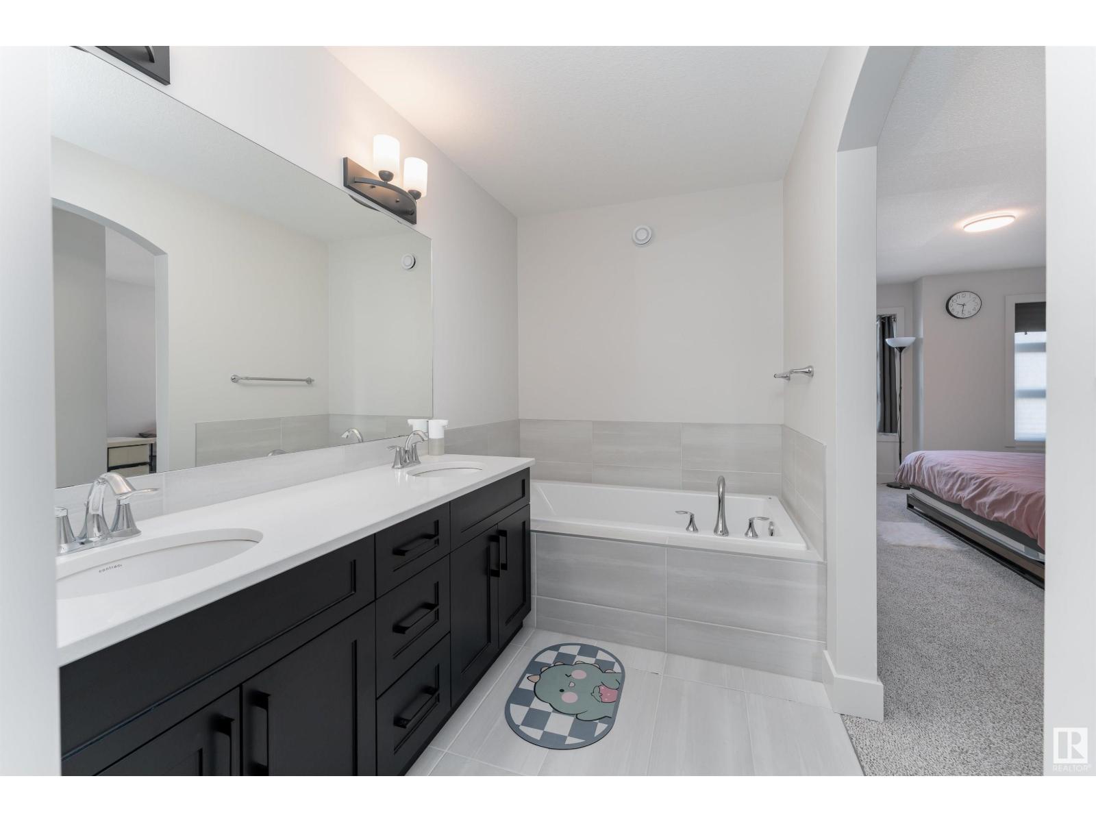 3193 Checknita Wy Sw, Edmonton, Alberta  T6W 4W7 - Photo 34 - E4451211
