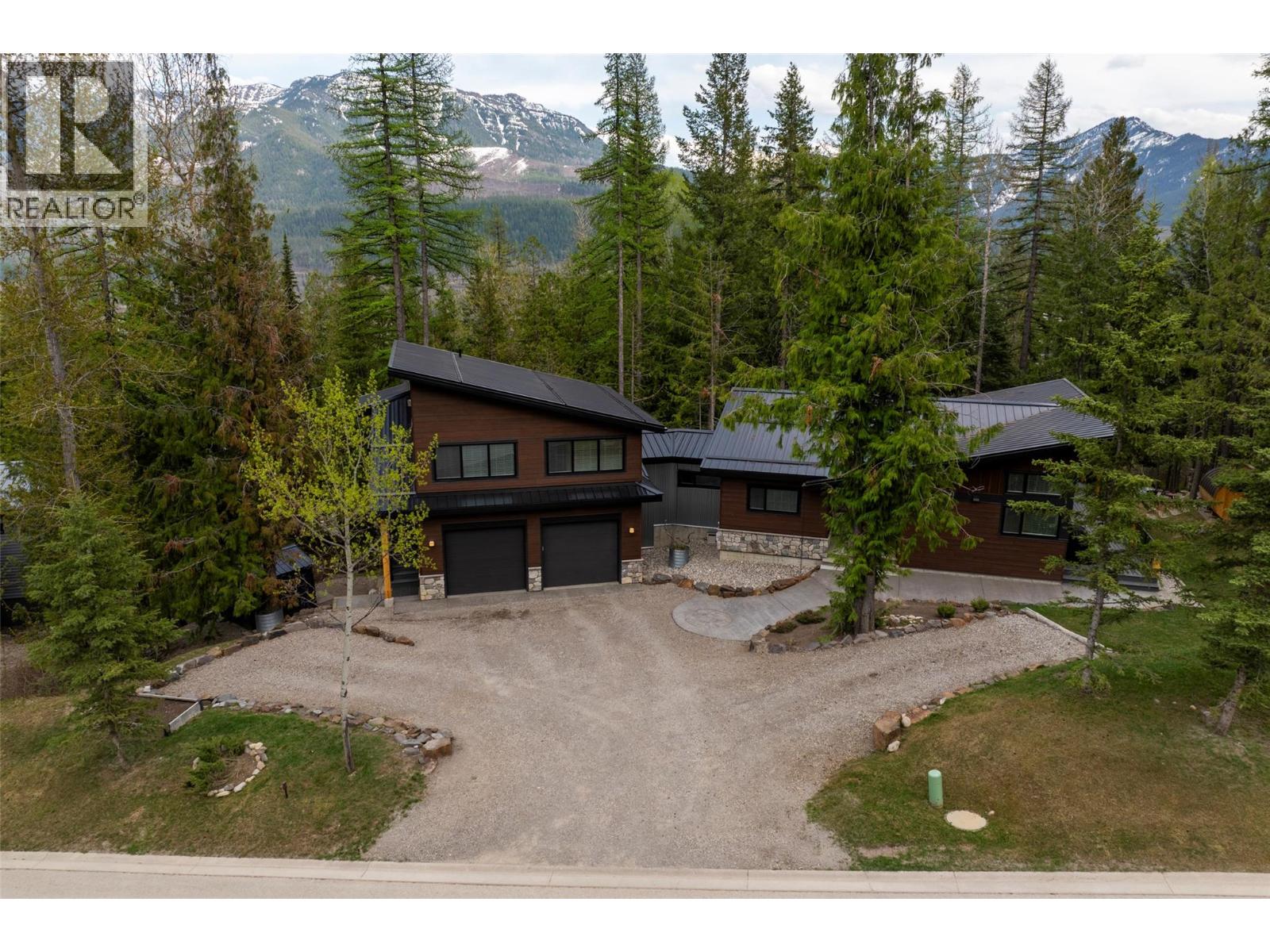 9 Lodge Trail Lane, Fernie, British Columbia  V0B 1M5 - Photo 7 - 10358296