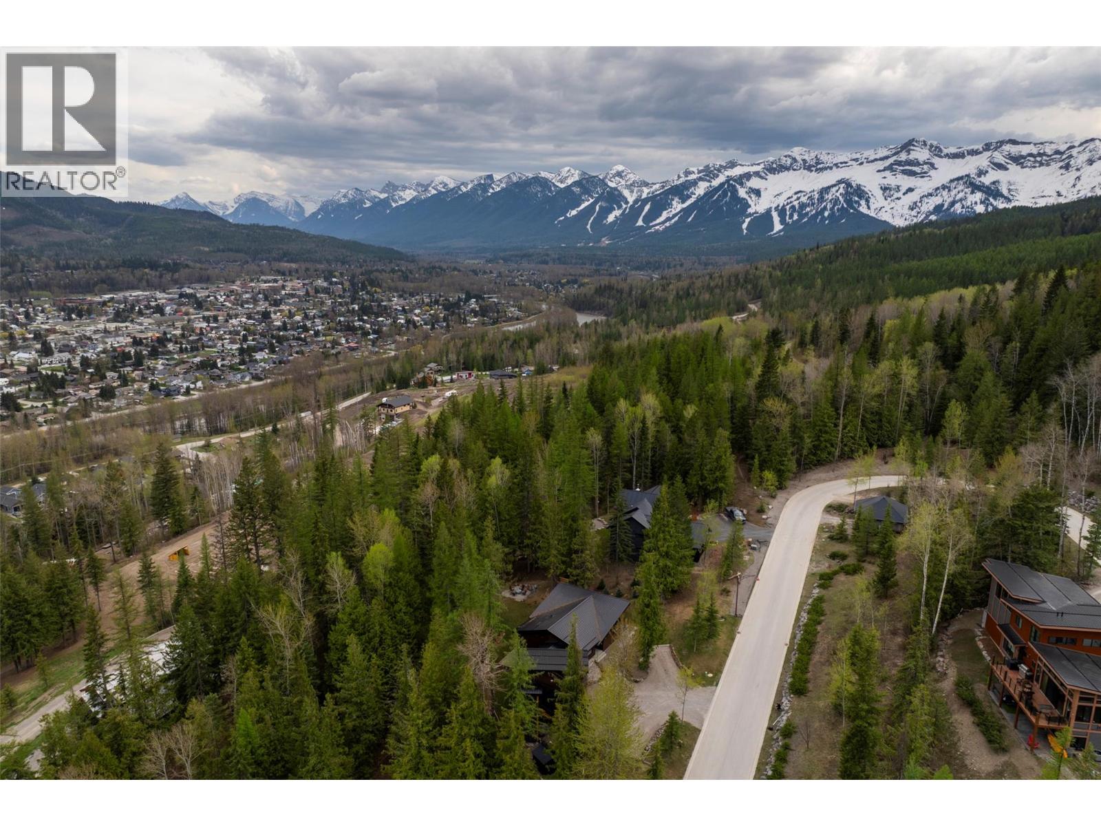 9 Lodge Trail Lane, Fernie, British Columbia  V0B 1M5 - Photo 20 - 10358296