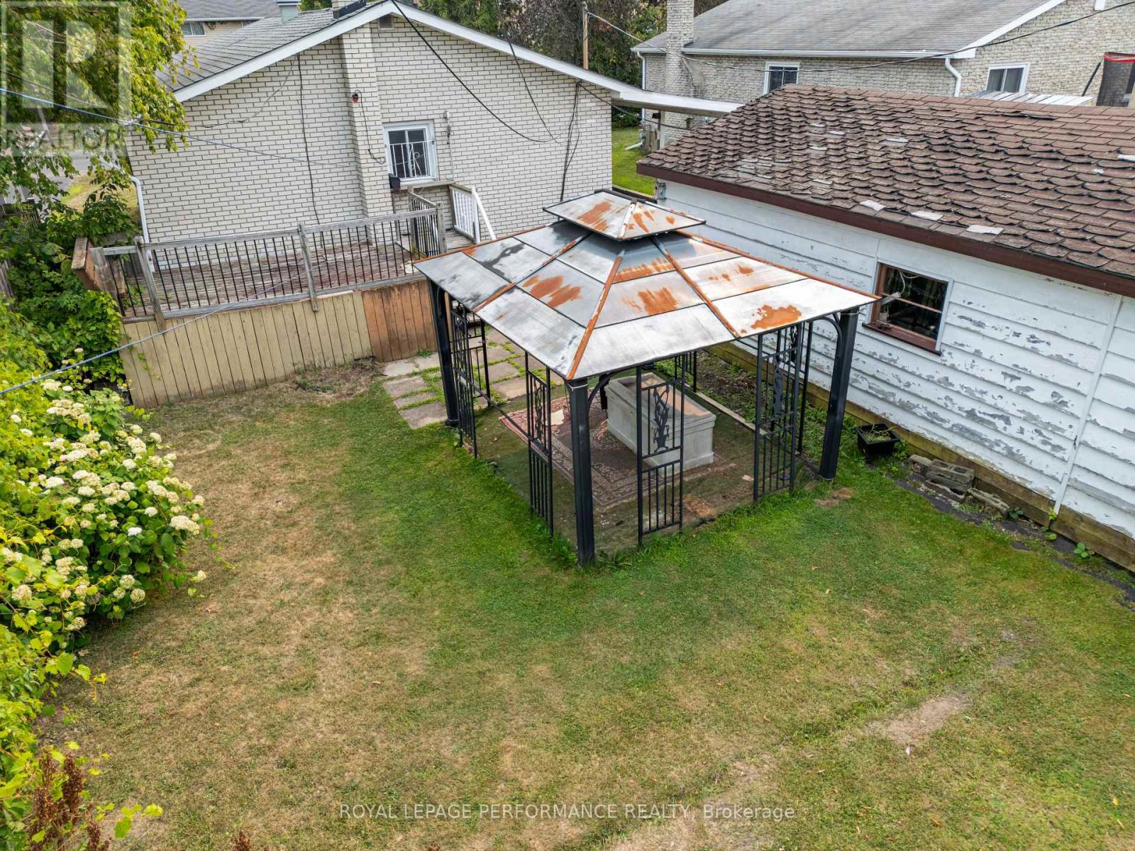 635 Hamilton Crescent E, Cornwall, Ontario  K6H 5N5 - Photo 18 - X12324771