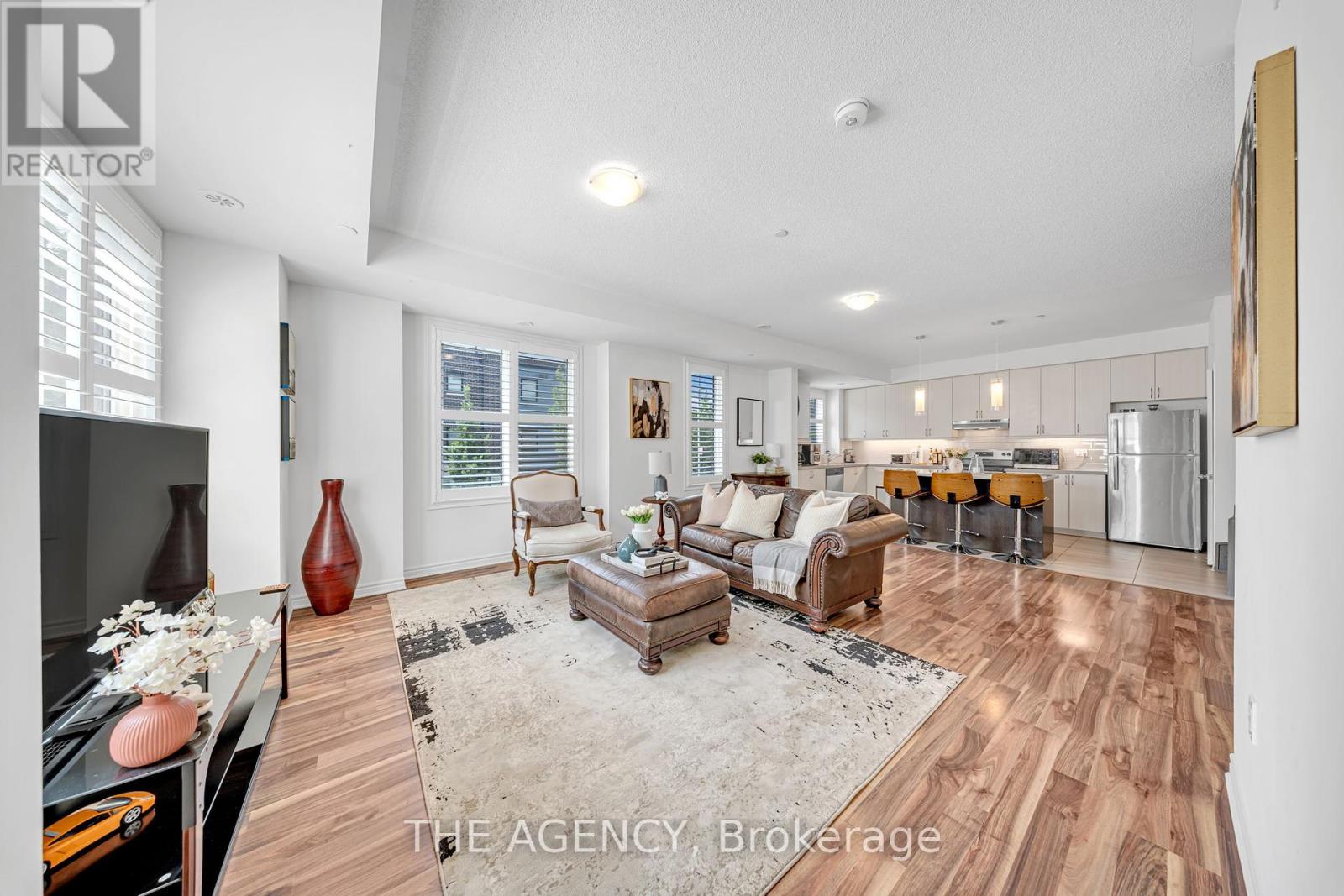 Property at 10 - 2212 BROMSGROVE ROAD image 3