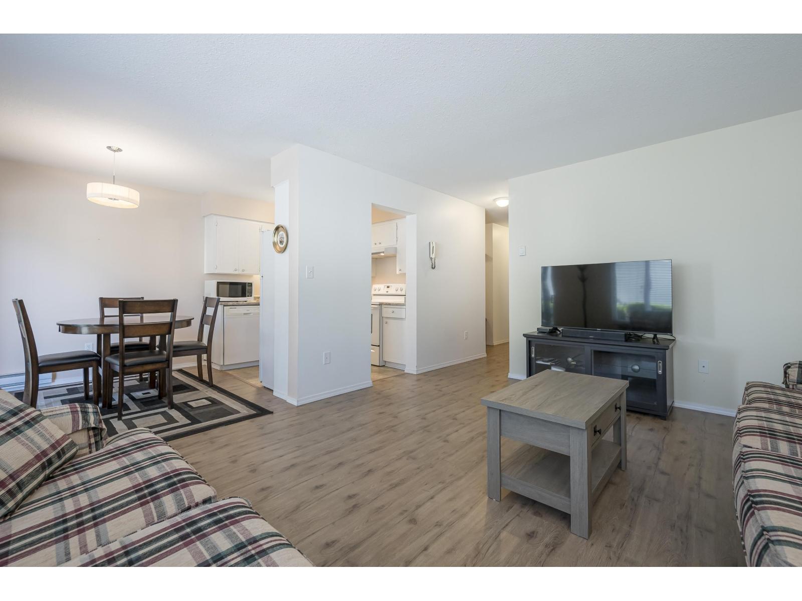 102 2853 Bourquin Crescent, Abbotsford, British Columbia  V2S 6H6 - Photo 7 - R3032382