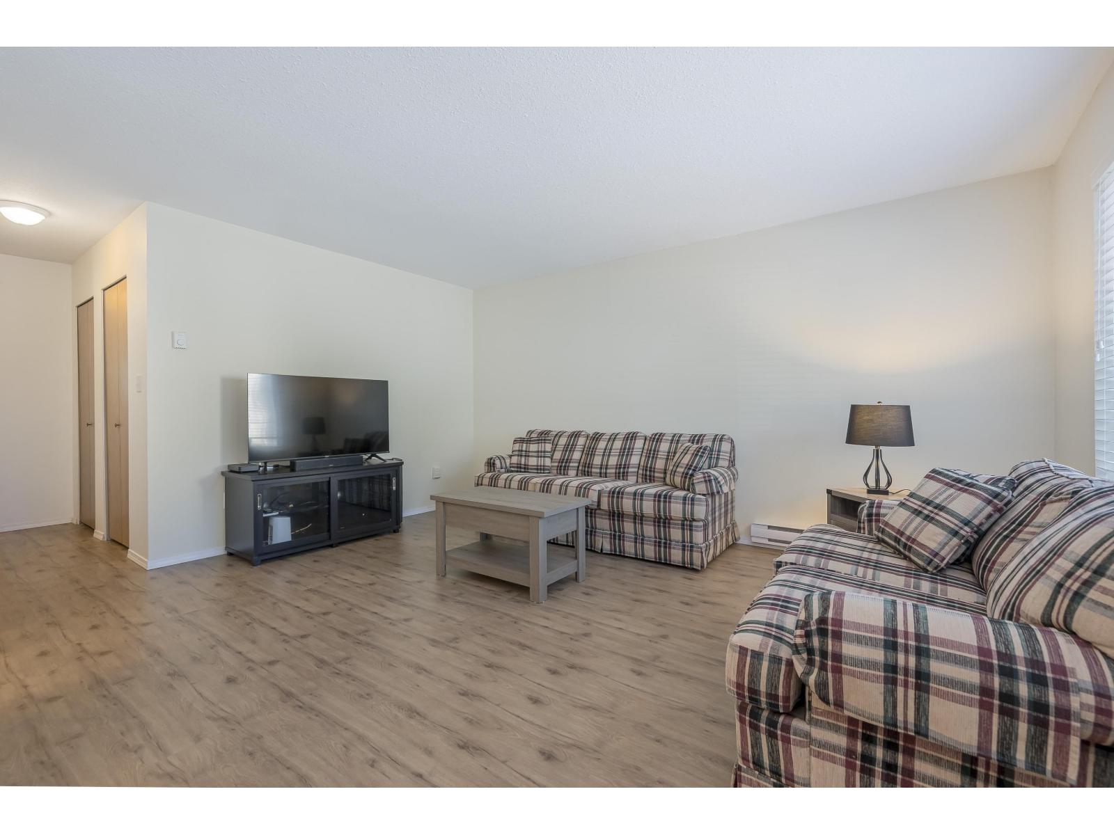 102 2853 Bourquin Crescent, Abbotsford, British Columbia  V2S 6H6 - Photo 6 - R3032382