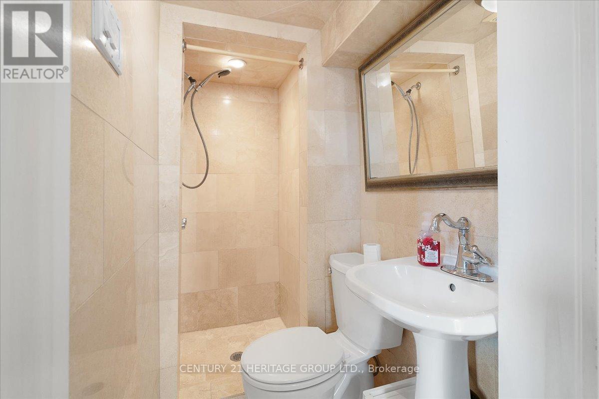263 Mary Street, Hamilton, Ontario  L8L 4W2 - Photo 21 - X12324635