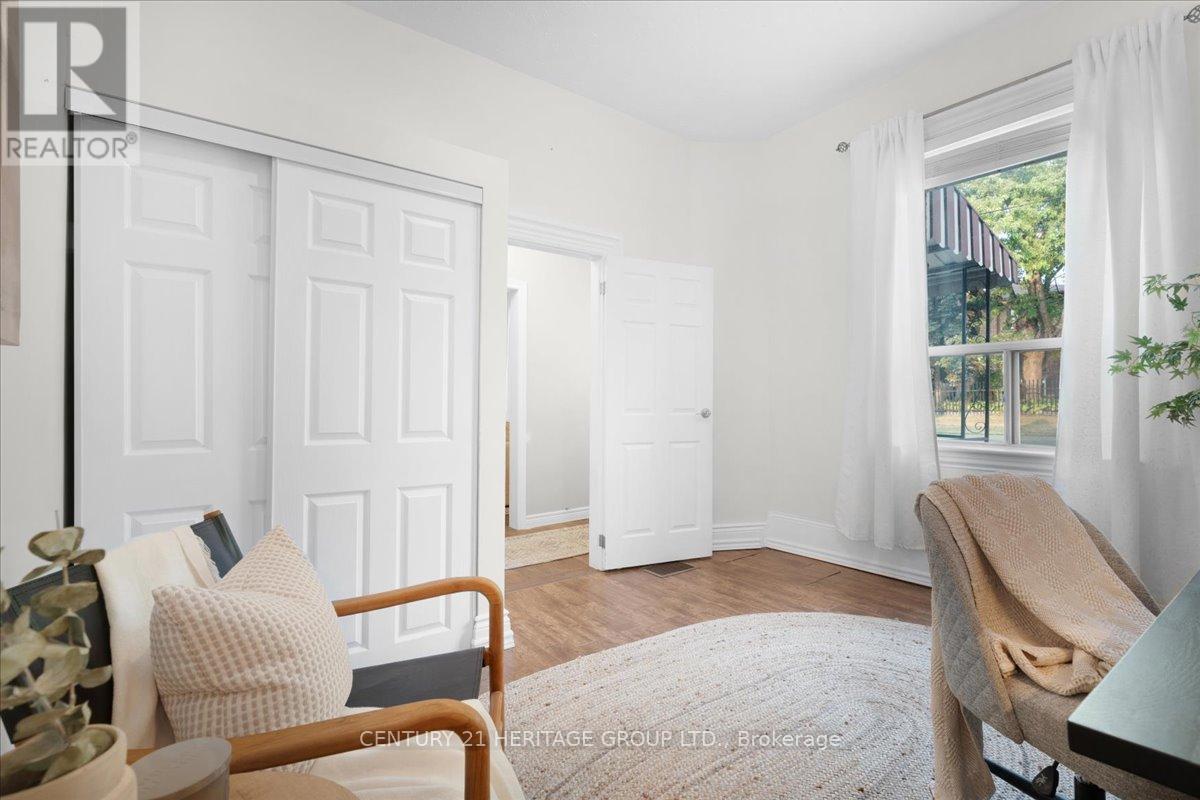 263 Mary Street, Hamilton, Ontario  L8L 4W2 - Photo 24 - X12324635