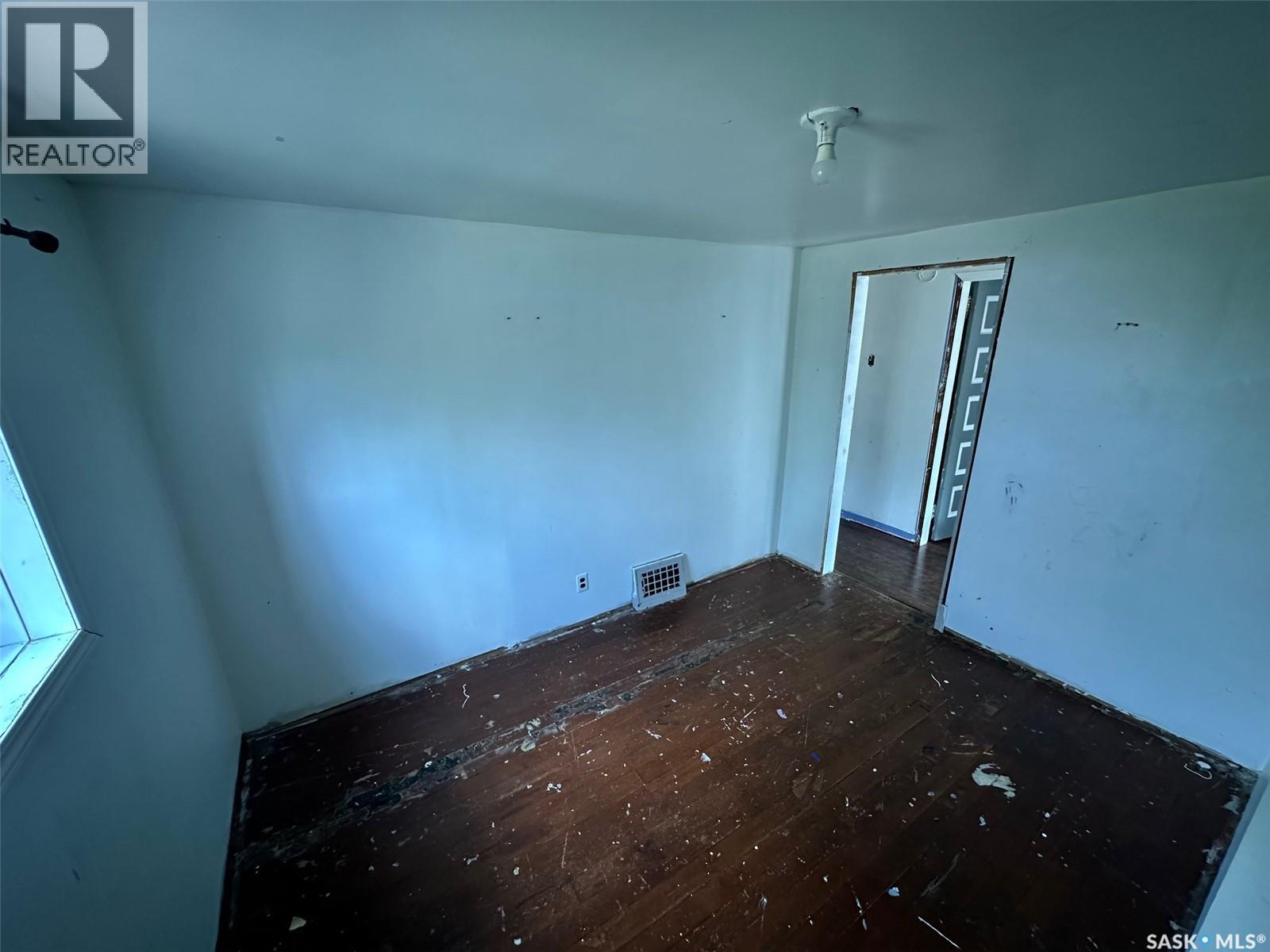 320 Prince Street, Hudson Bay, Saskatchewan  S0E 0E0 - Photo 10 - SK014638