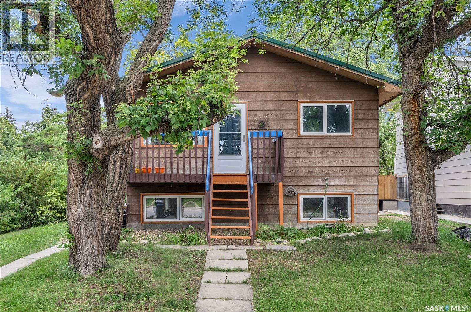 Property at 1613 Central AVENUE image 1