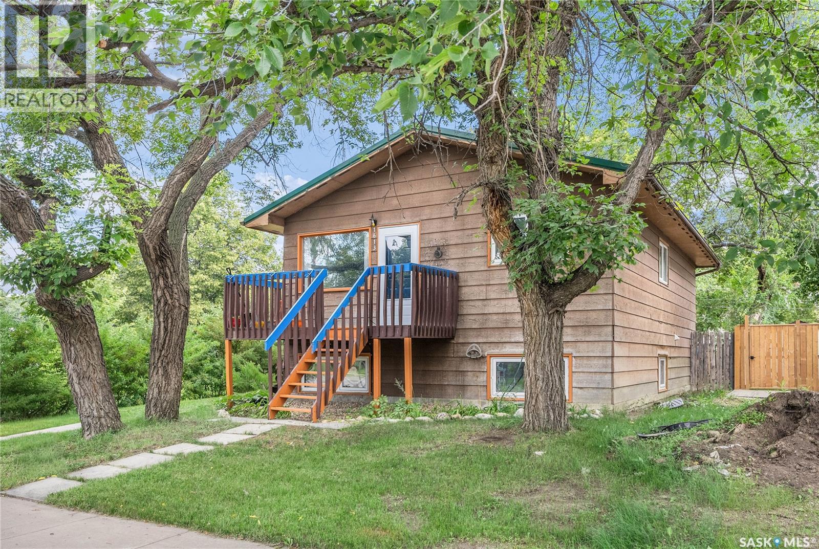 Property at 1613 Central AVENUE image 2