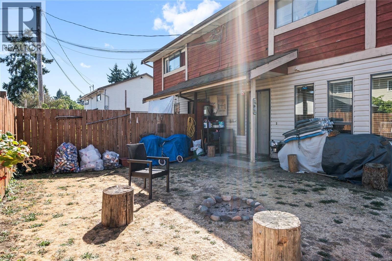 Property at A 1060 St. George Cres image 2