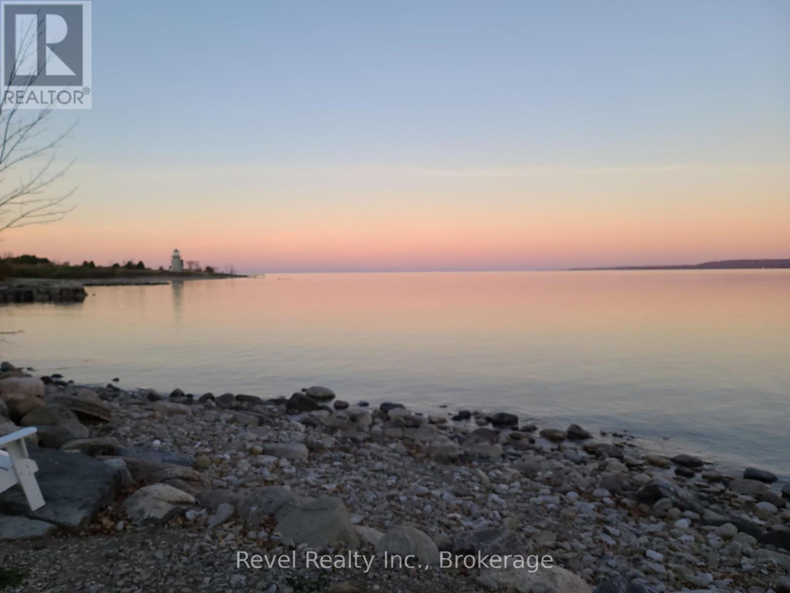 258 Ironwood Way, Georgian Bluffs, Ontario  N0H 1S0 - Photo 44 - X12247269