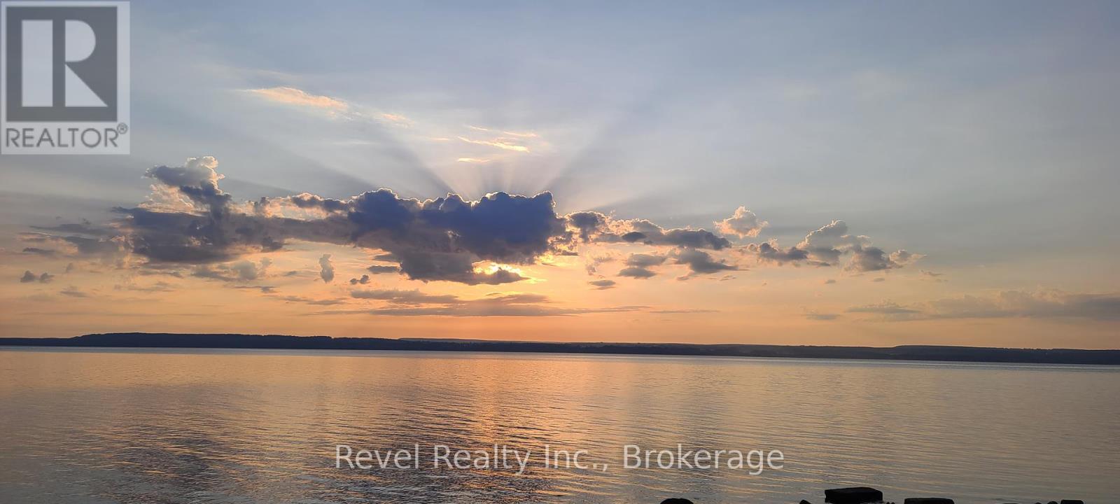 258 Ironwood Way, Georgian Bluffs, Ontario  N0H 1S0 - Photo 45 - X12247269