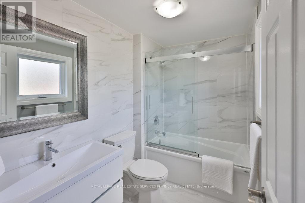 1165 Jeff Drive, Oakville, Ontario  L6J 7N7 - Photo 31 - W12324769
