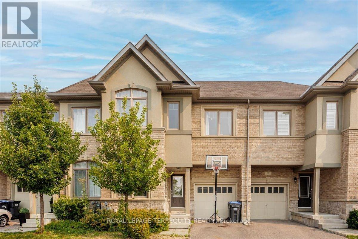 9 OLIANA WAY, Brampton, Ontario