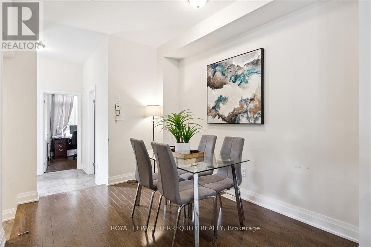 9 Oliana Way, Brampton, Ontario  L6Y 6G8 - Photo 9 - W12324836