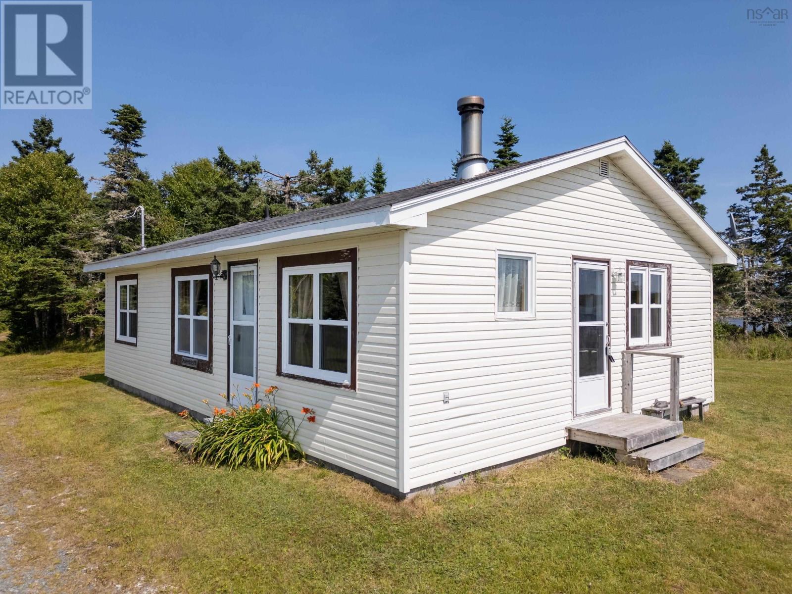 1916 Ostrea Lake Road, Ostrea Lake, Nova Scotia  B0J 2L0 - Photo 2 - 202519009