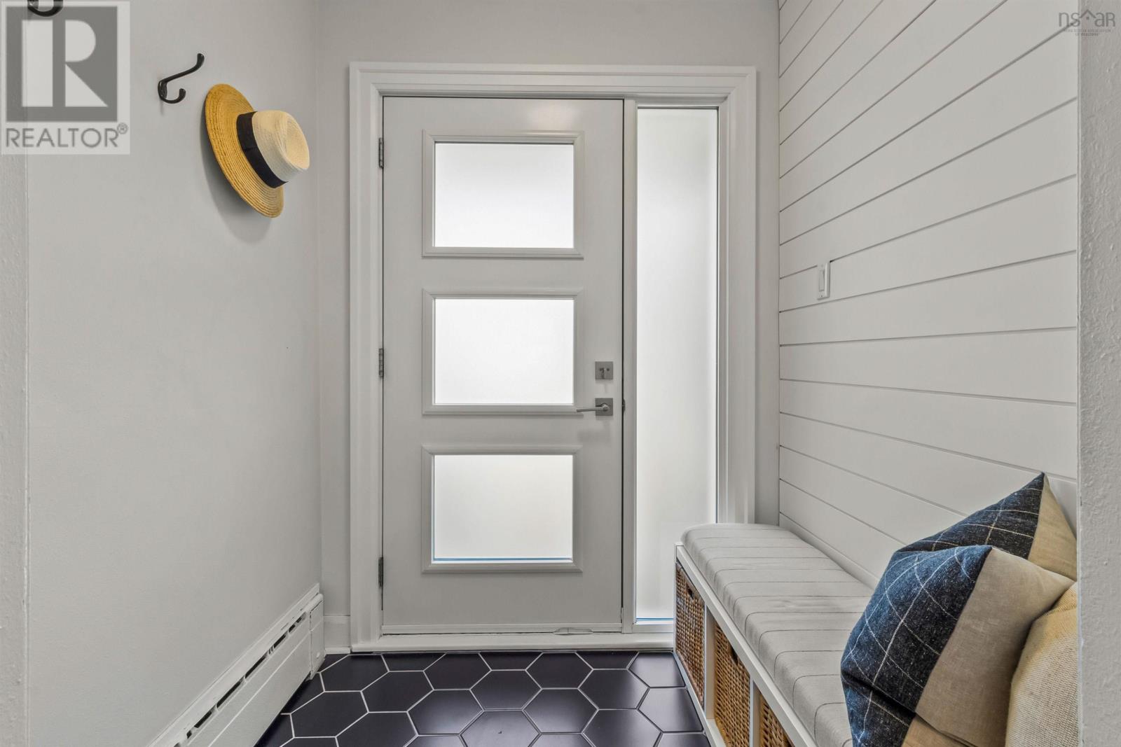 Property at 2830 Melton Avenue image 4