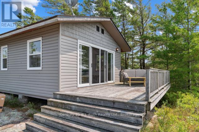 1 252c Island, Carling, Ontario  P0G 1G0 - Photo 35 - X12324920