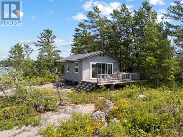 1 252c Island, Carling, Ontario  P0G 1G0 - Photo 36 - X12324920