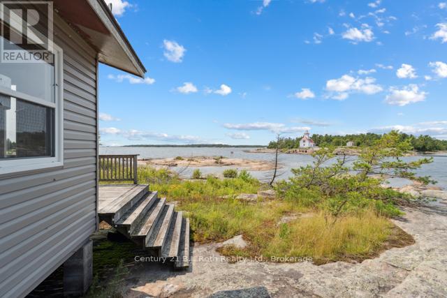 1 252c Island, Carling, Ontario  P0G 1G0 - Photo 37 - X12324920