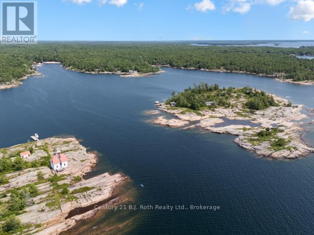 1 252c Island, Carling, Ontario  P0G 1G0 - Photo 44 - X12324920