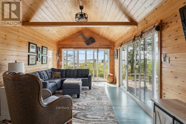 1 252c Island, Carling, Ontario  P0G 1G0 - Photo 8 - X12324920