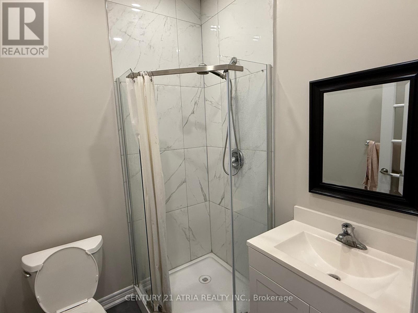 52 Luzon Avenue, Markham, Ontario  L6B 1N6 - Photo 11 - N12324329