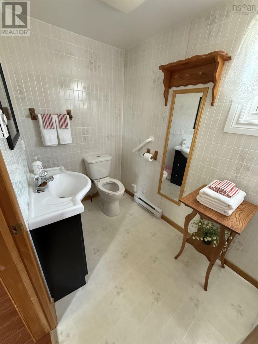 5886 Highway 2, Bass River, Nova Scotia  B0M 1B0 - Photo 13 - 202509106