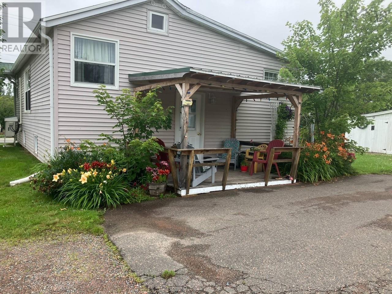 5886 Highway 2, Bass River, Nova Scotia  B0M 1B0 - Photo 2 - 202509106