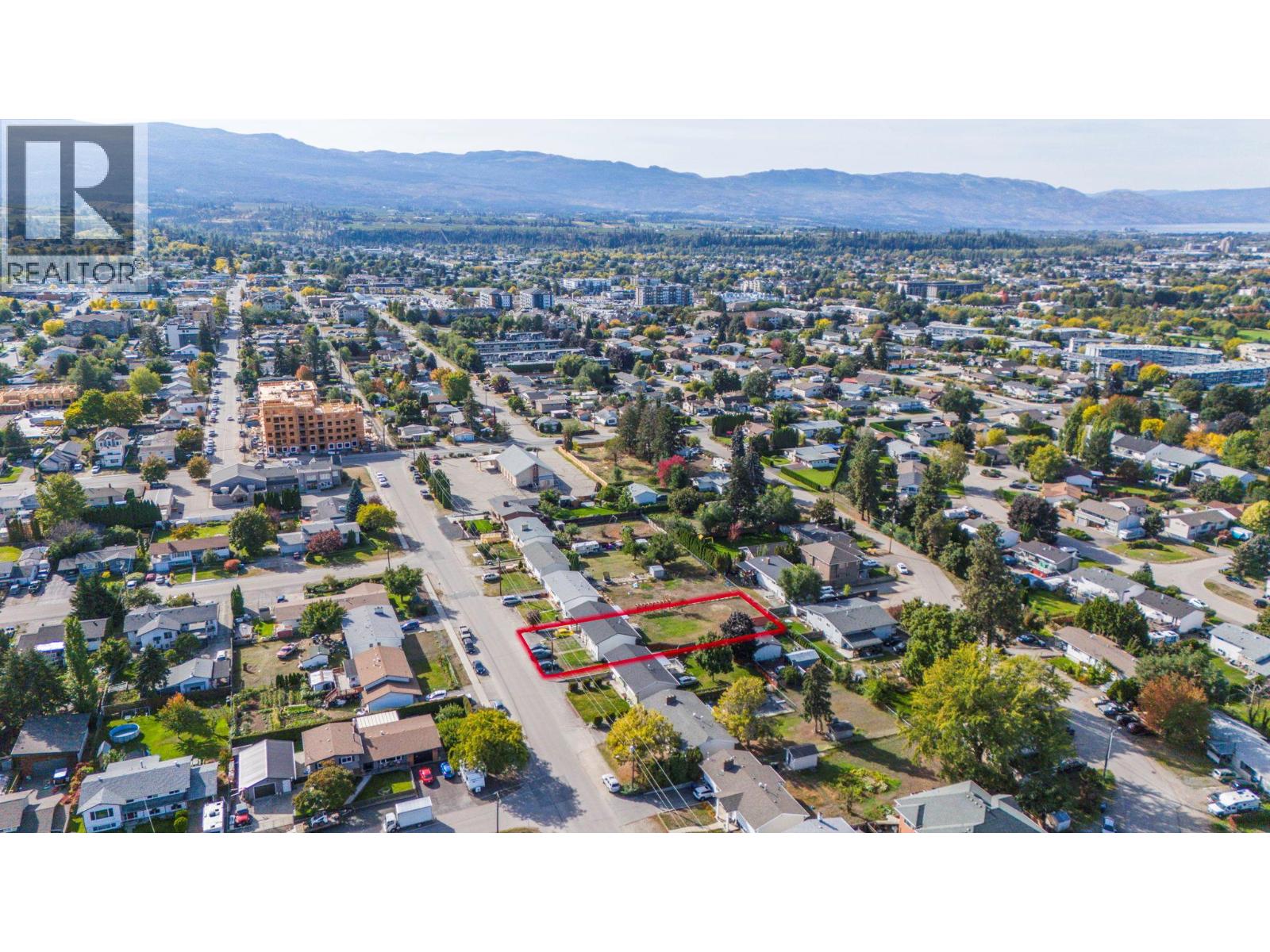 680 Tartan Road, Rutland, British Columbia  V1X 3L3 - Photo 10 - 10325025