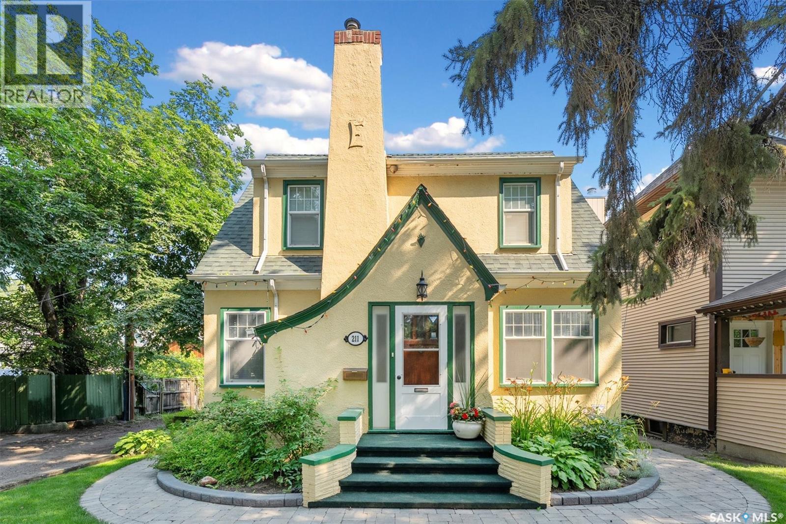 Property at 211 8th STREET E image 1