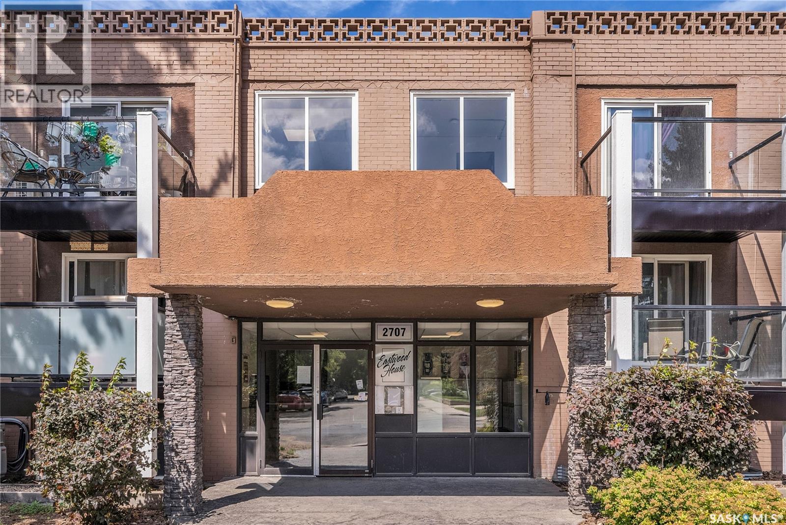 Property at 1 2707 7th STREET E image 2