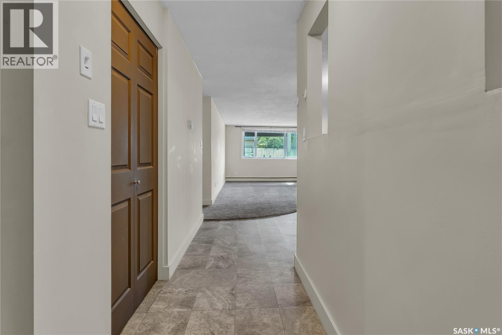 Property at 1 2707 7th STREET E image 5