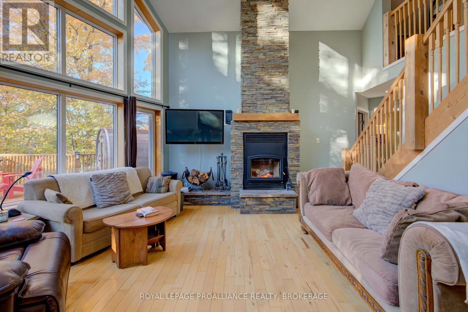 224 Island Drive Lane, Frontenac, Ontario  K0H 2B0 - Photo 21 - X12324998