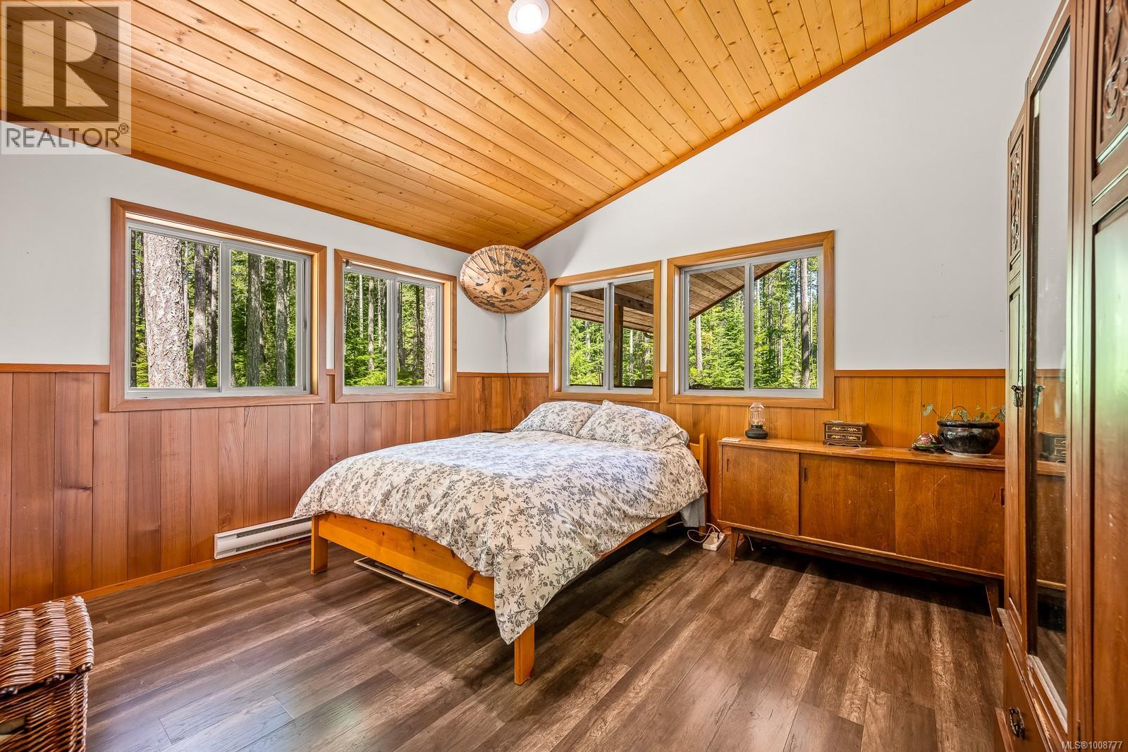 924 Siskin Lane, Cortes Island, British Columbia  V0P 1K0 - Photo 15 - 1008777