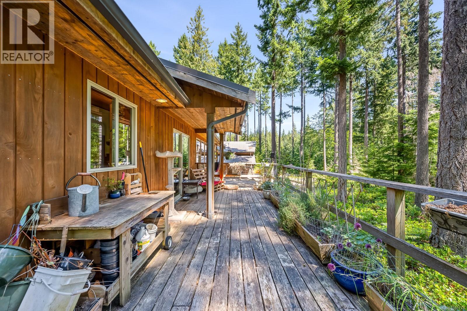 924 Siskin Lane, Cortes Island, British Columbia  V0P 1K0 - Photo 36 - 1008777