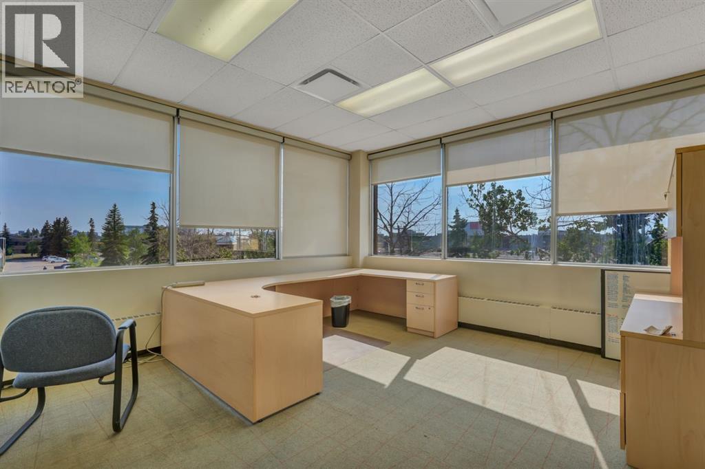 2711 39 Avenue Ne, Calgary, Alberta  T1Y 4T8 - Photo 9 - A2243025