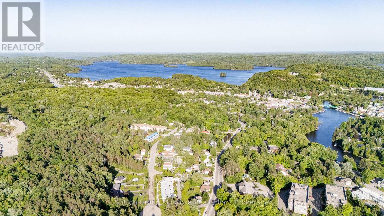 12 Silver Oaks Crescent, Huntsville, Ontario  P1H 1M1 - Photo 43 - X12325016