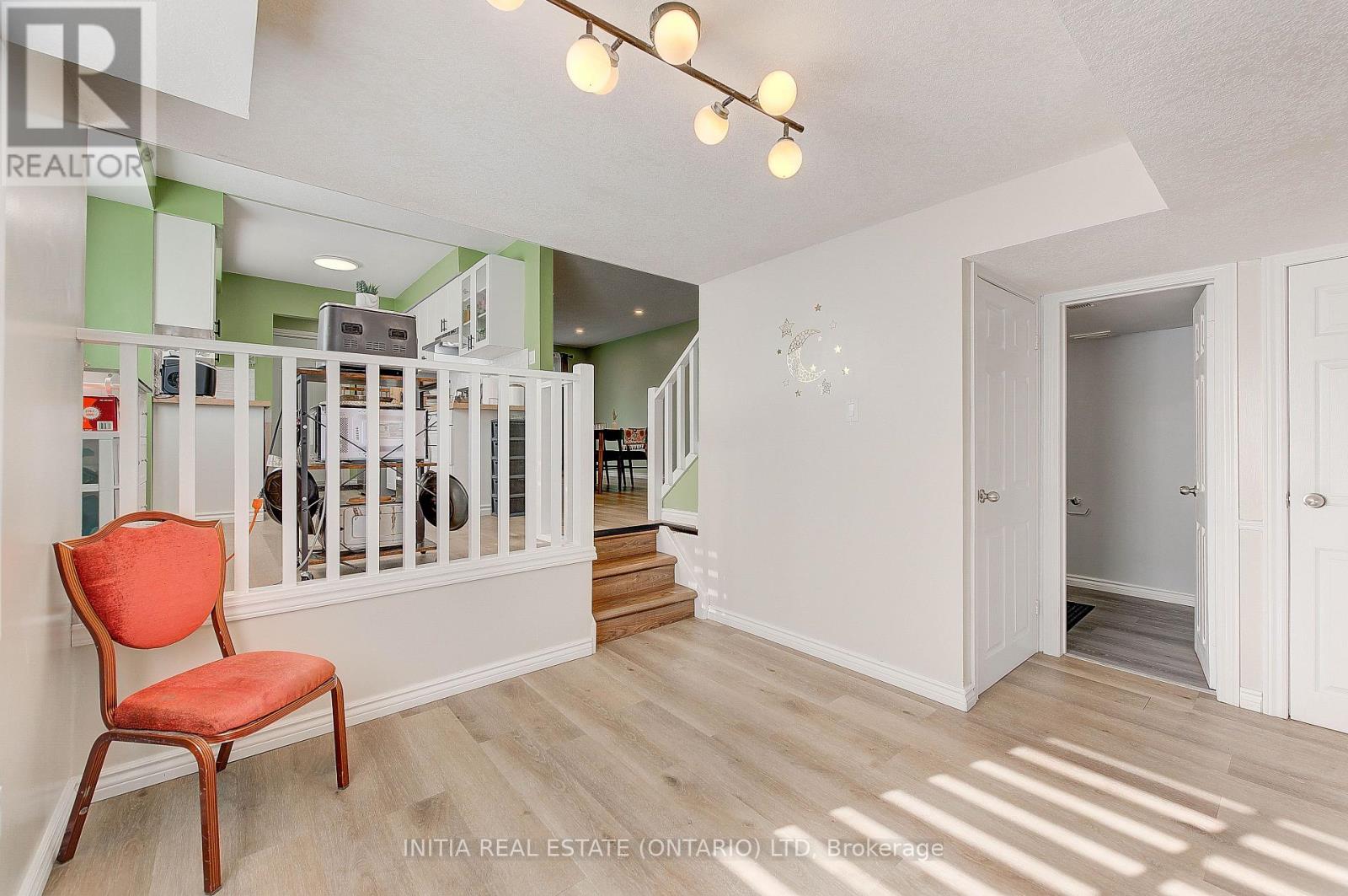 255 Brunswick Crescent, London North, Ontario  N6G 3L1 - Photo 15 - X12324964