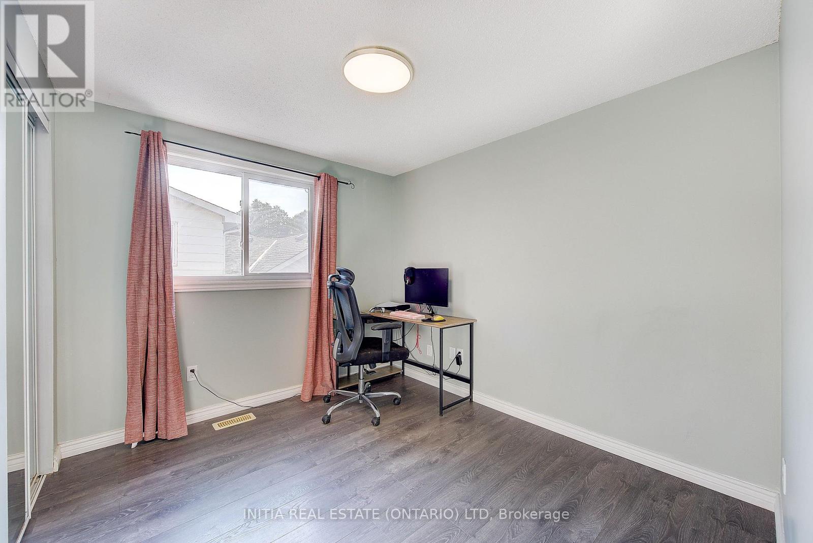 255 Brunswick Crescent, London North, Ontario  N6G 3L1 - Photo 24 - X12324964