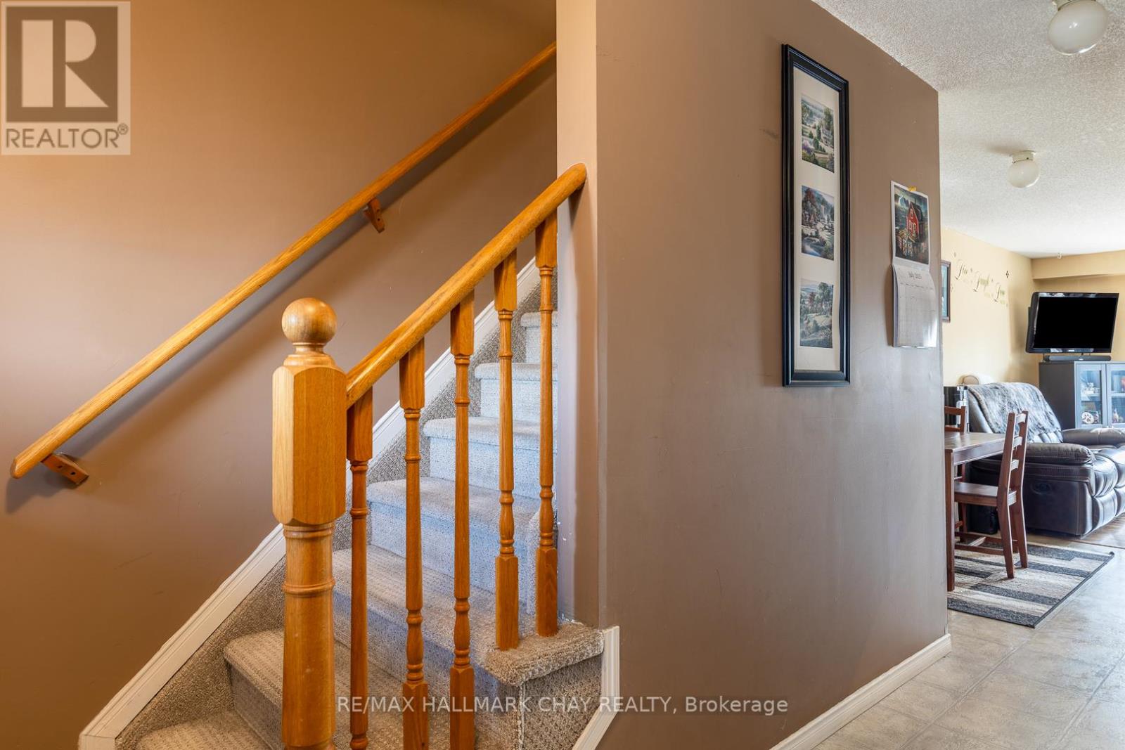 17 Majesty Boulevard, Barrie, Ontario  L4M 7K3 - Photo 6 - S12324901